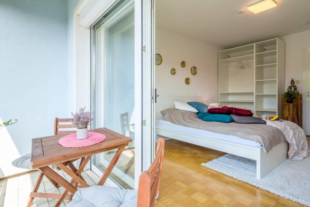 EG Rechts -Wunderschöne 80m² große 3-Zimmer City Wohnung nähe Salzburg Freilassing Exterior foto